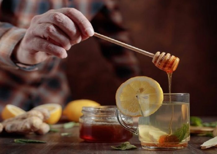 Unpacking 5 Myths About Honey